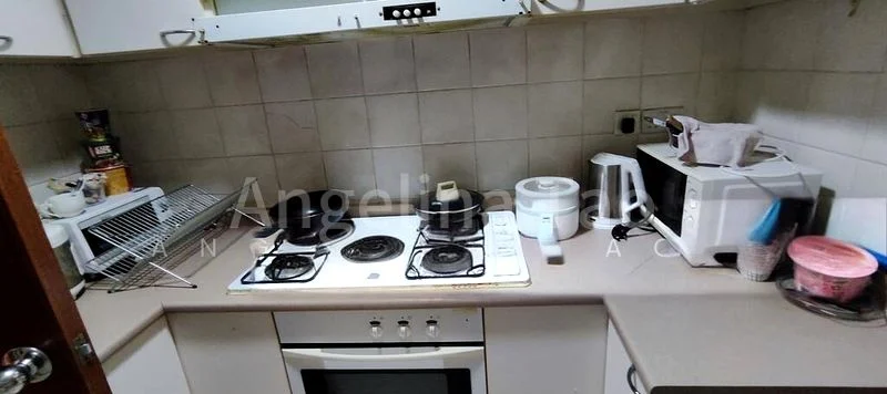 Common Room (Condo) for Rent in Burlington Square - Image 9