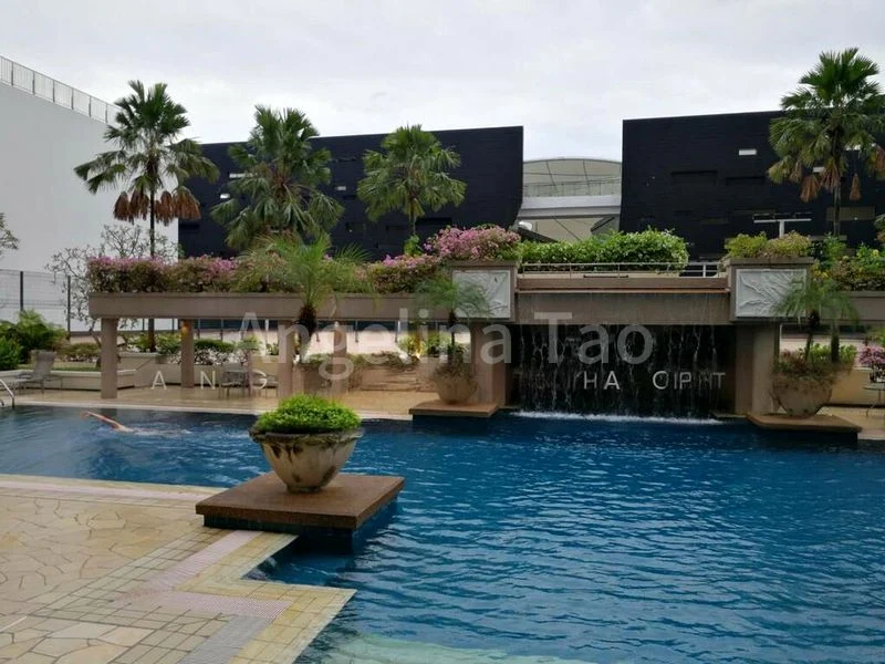 Common Room (Condo) for Rent in Burlington Square - Image 5