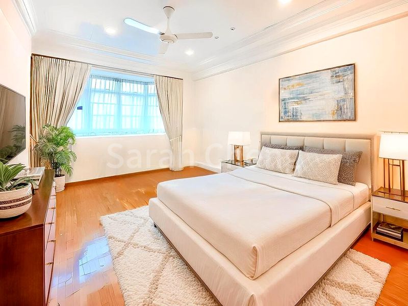 6 Bed Bungalow (Landed) for Sale in  Holland Grove Drive - Image 8