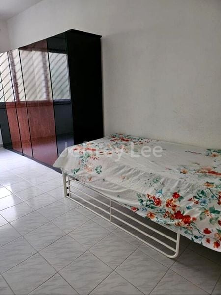Common Room (HDB) for Rent in  159 Simei Road - Image 2