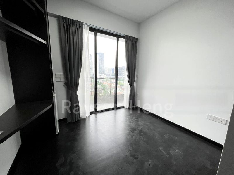 1 Bed Condo for Rent in  120 Grange - Image 4