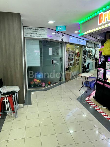Shop / Shophouse for Sale: Queensway Shopping Centre - Image 3