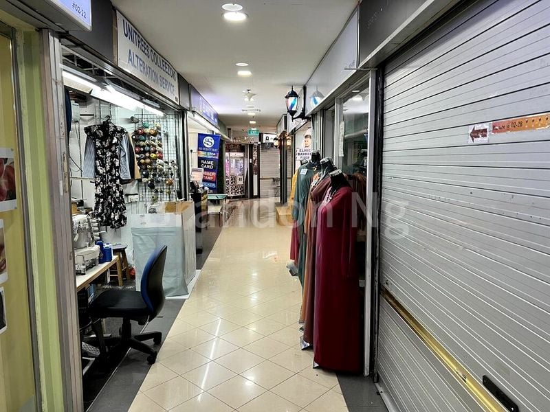 Shop / Shophouse for Sale: Queensway Shopping Centre - Image 1