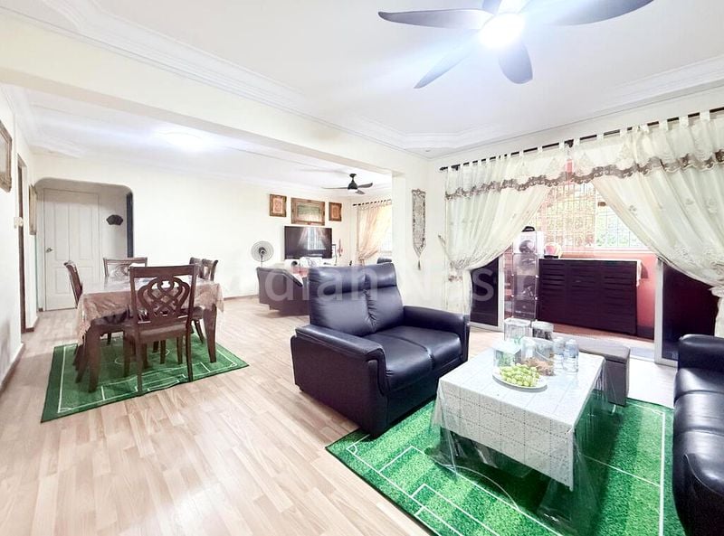 5 Room (5I) HDB for Sale in  870 Tampines Street 83 - Image 4