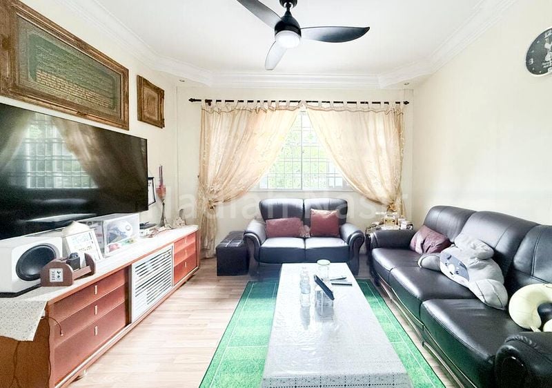 5 Room (5I) HDB for Sale in  870 Tampines Street 83 - Image 1