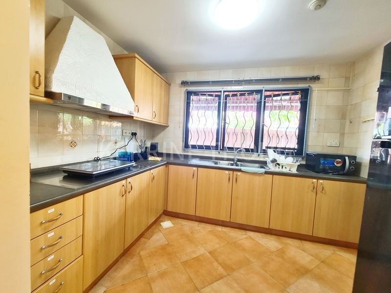 Master Room (Landed) for Rent in  Chempaka Kuning Link - Image 6