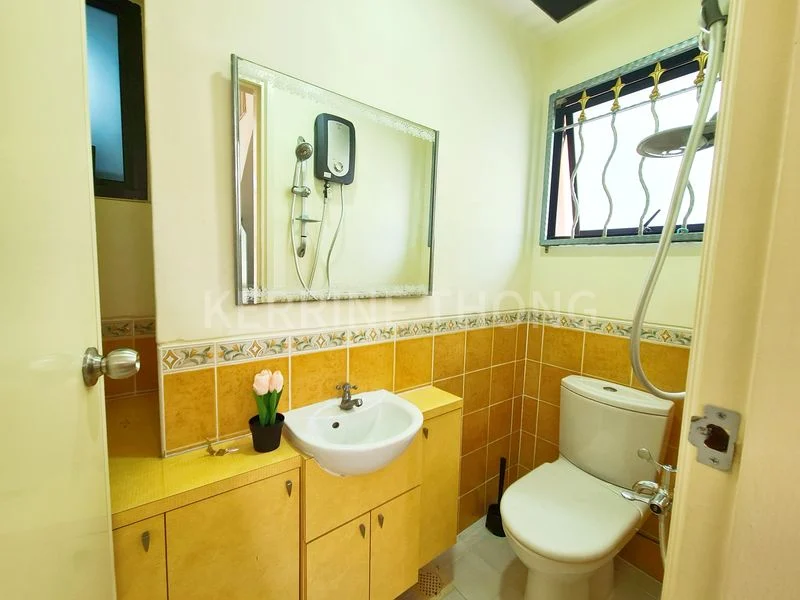Master Room (Landed) for Rent in  Chempaka Kuning Link - Image 4