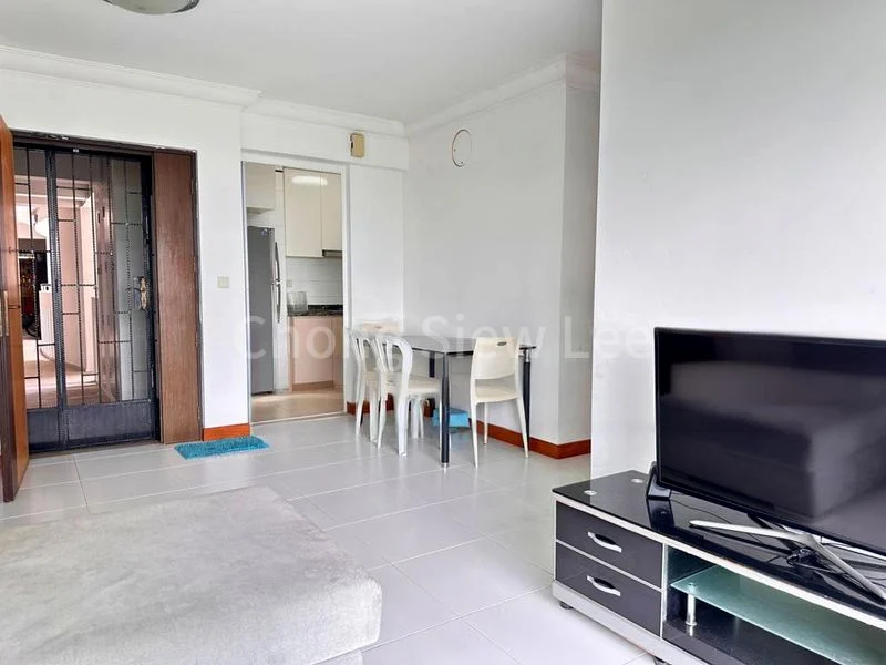 4 Room (4NG) HDB for Rent in  80C Telok Blangah Street 31 - Image 2