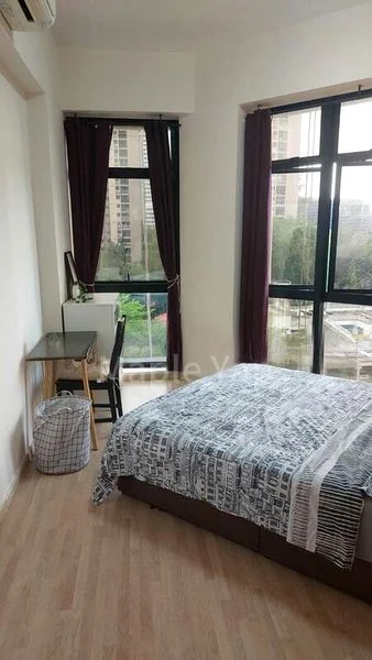 Common Room (Condo) for Rent in Dover Parkview - Image 1