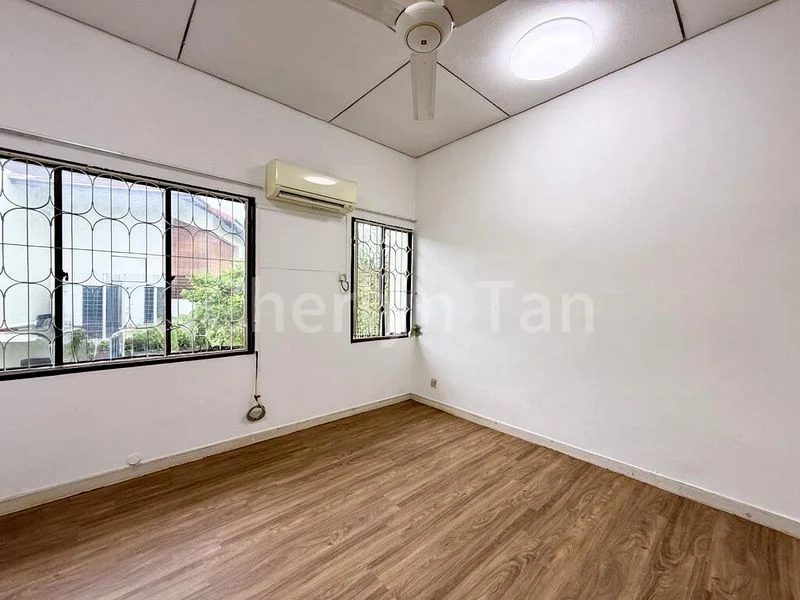5 Bed Bungalow (Landed) for Rent in  Clementi Park - Image 8