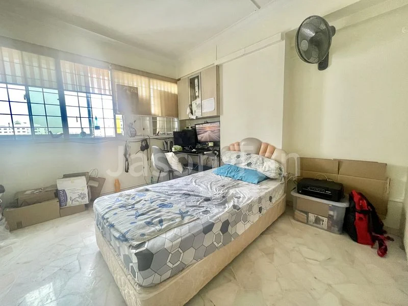 Executive HDB for Rent in  564 Hougang Street 51 - Image 10