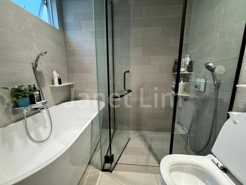 4 Bed Condo for Sale in  Sunrise Gardens - Image 11