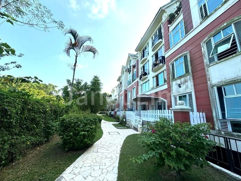 4 Bed Condo for Sale in  Sunrise Gardens - Image 9