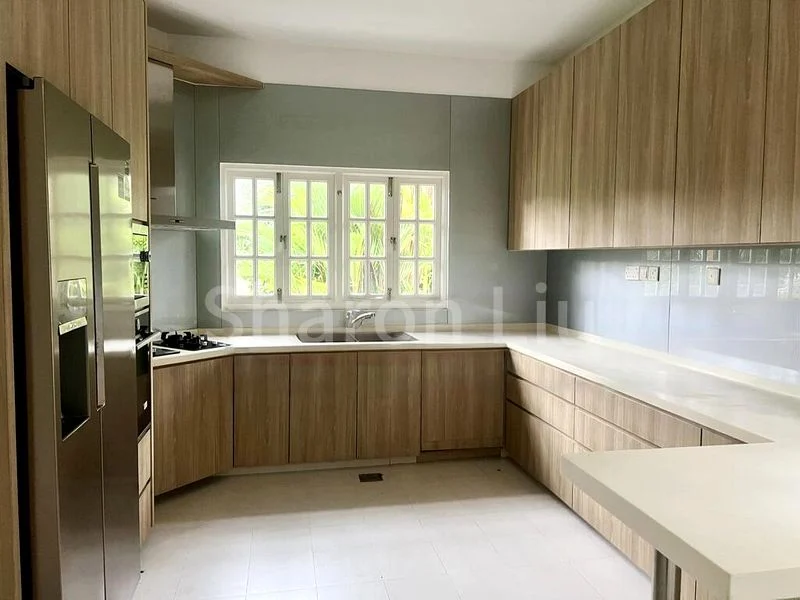 6 Bed Bungalow (Landed) for Rent in  Holland Road - Image 3