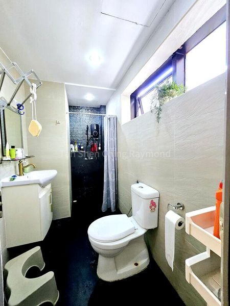 2 Bed Condo for Sale in  Bayshore Park - Image 8