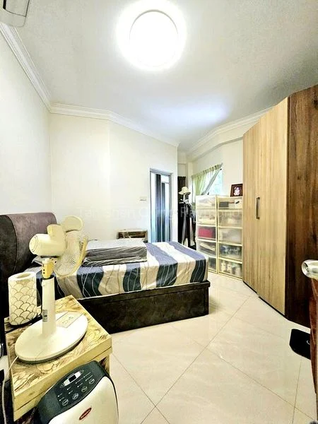 2 Bed Condo for Sale in  Bayshore Park - Image 7