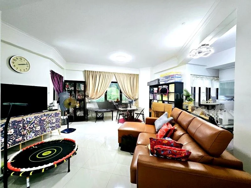 2 Bed Condo for Sale in  Bayshore Park - Image 2