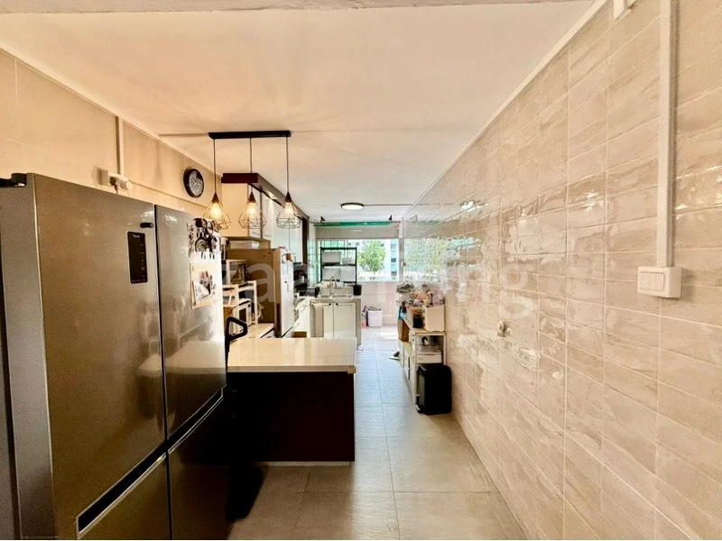 4 Room (4S) HDB for Sale in 334 Serangoon Avenue 3 - Image 8