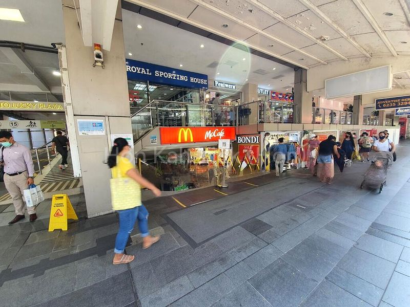 Shop / Shophouse for Sale: Prime Lucky Plaza Shop Facing Orchard Road - Image 1