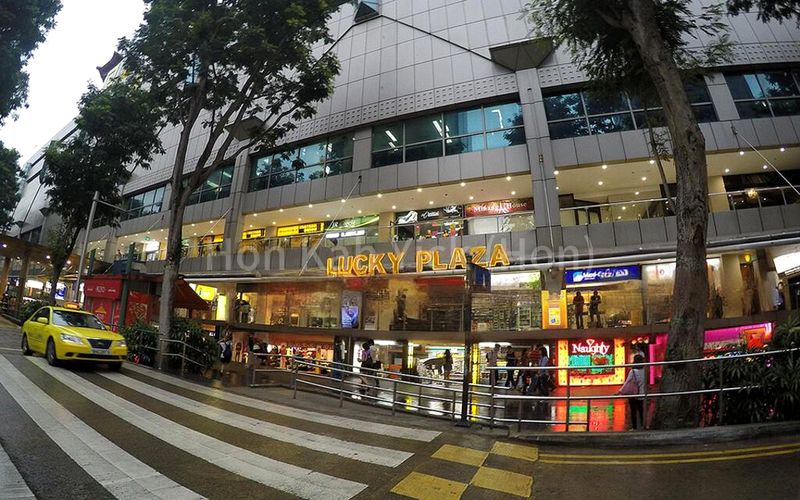 Shop / Shophouse for Sale: Prime Lucky Plaza Shop Facing Orchard Road - Image 5
