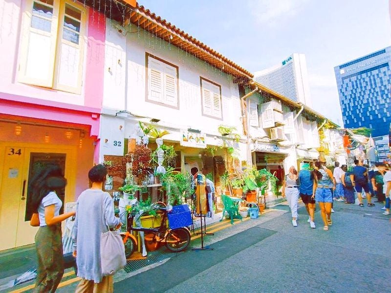 Shop / Shophouse for Sale: Prime, High-Visibility Kampong Glam Shophouse near an MRT - Image 2