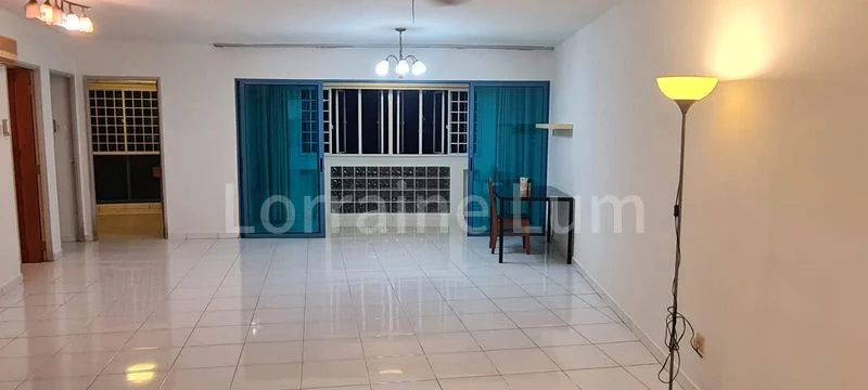 Executive HDB for Sale in 468D Admiralty Drive - Image 1