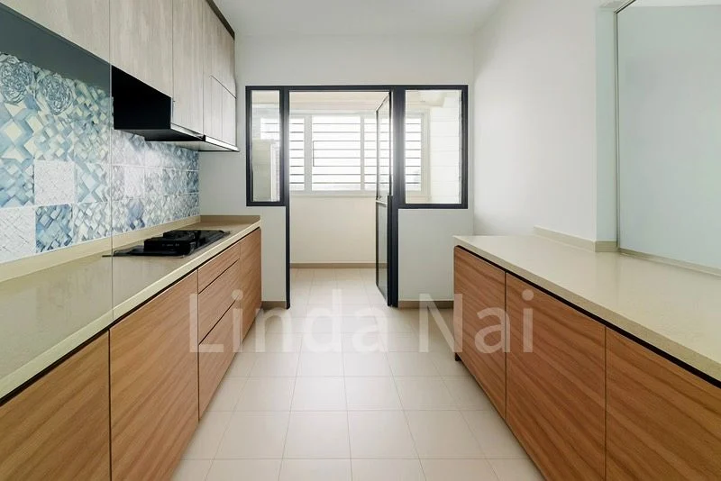 5 Room (5I) HDB for Sale in 274B Compassvale Bow - Image 8