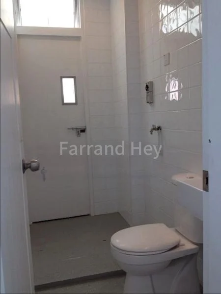 1 Bed Corner Terrace (Landed) for Rent in  Lorong 104 Changi - Image 3