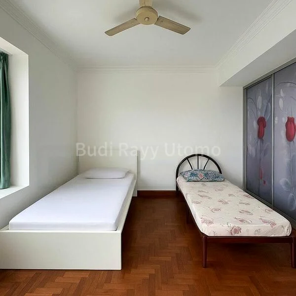 4 Bed Terraced House (Landed) for Sale in  Park Villas - Image 11