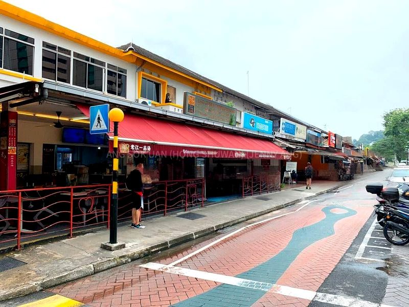 Food & Beverage for Rent: Upper Bukit Timah Road Shop - Image 3