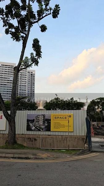 Light Industrial (B1) for Sale: Space 18 - Image 1