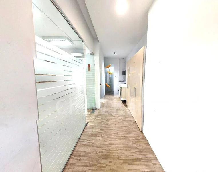 Light Industrial (B1) for Rent: Wcega Tower - Image 9