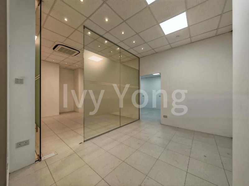 Light Industrial (B1) for Rent: Interlocal Centre - Image 12