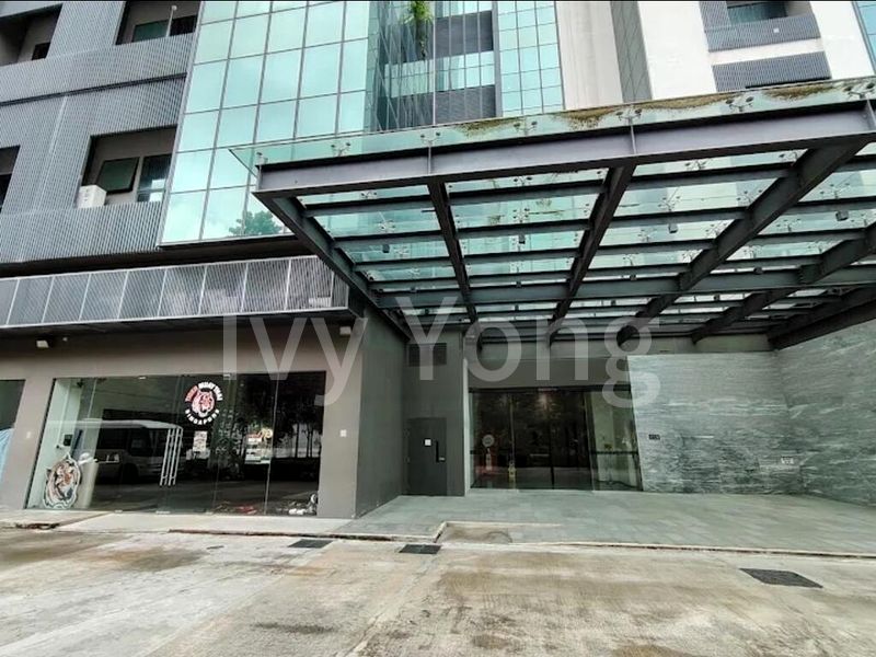 Light Industrial (B1) for Rent: Interlocal Centre - Image 14