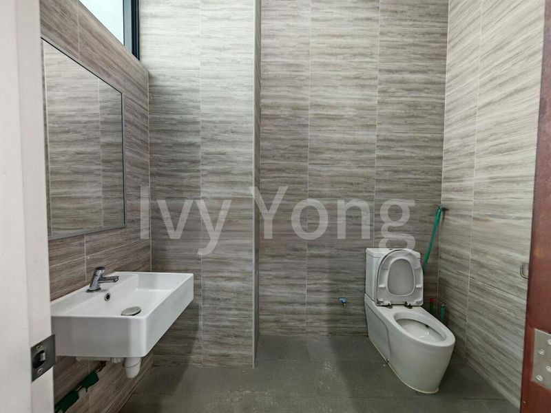 Light Industrial (B1) for Rent: Interlocal Centre - Image 1