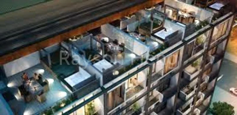 Millage: 2,500 Sq Ft Retail Shop for Sale on 5th Street - Image 2