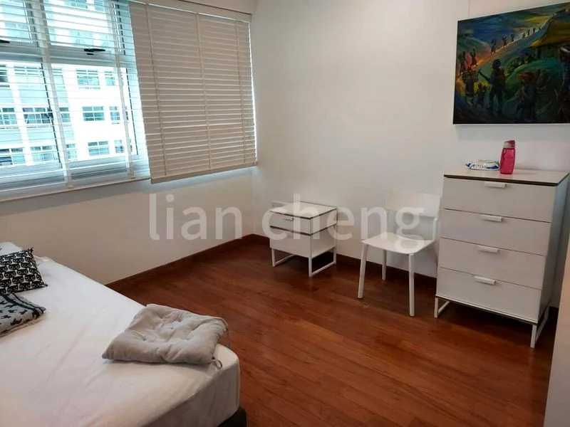 Room (HDB) for Rent in  18A Holland Drive - Image 1
