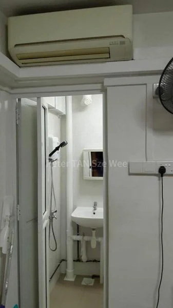 Master Room (HDB) for Rent in  463 Ang Mo Kio Avenue 10 - Image 1