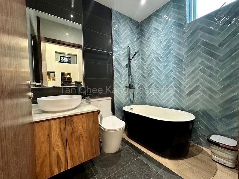 1 Bed Condo for Sale in Suites @ Eastcoast - Image 3