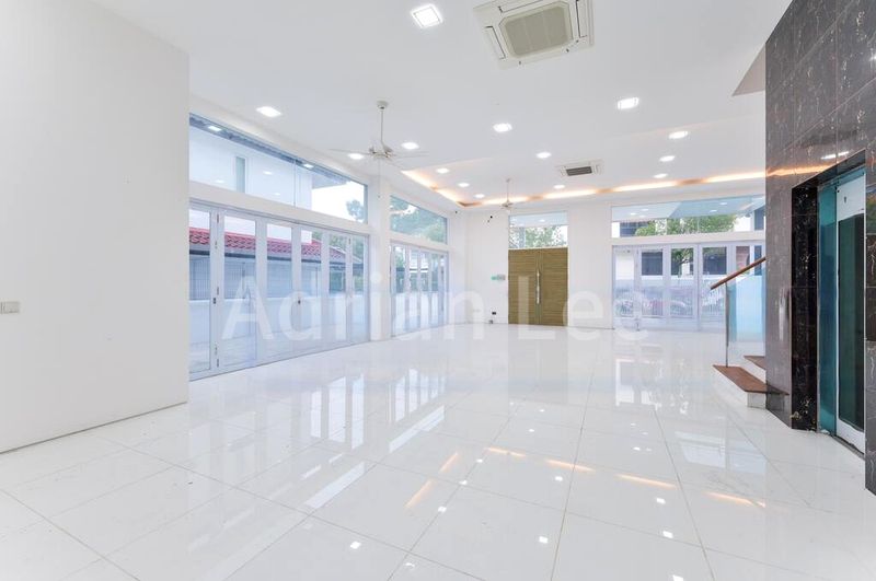 7 Bed Semi-Detached House (Landed) for Sale in  Eng Kong Park - Image 15