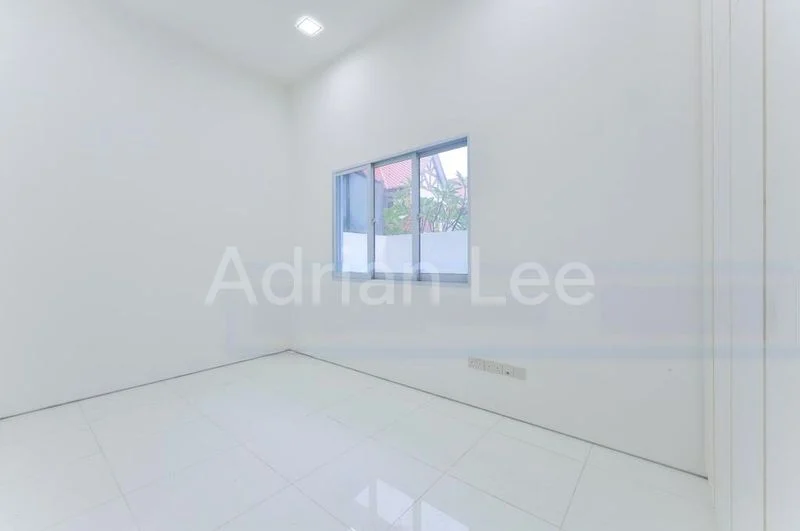 7 Bed Semi-Detached House (Landed) for Sale in  Eng Kong Park - Image 13