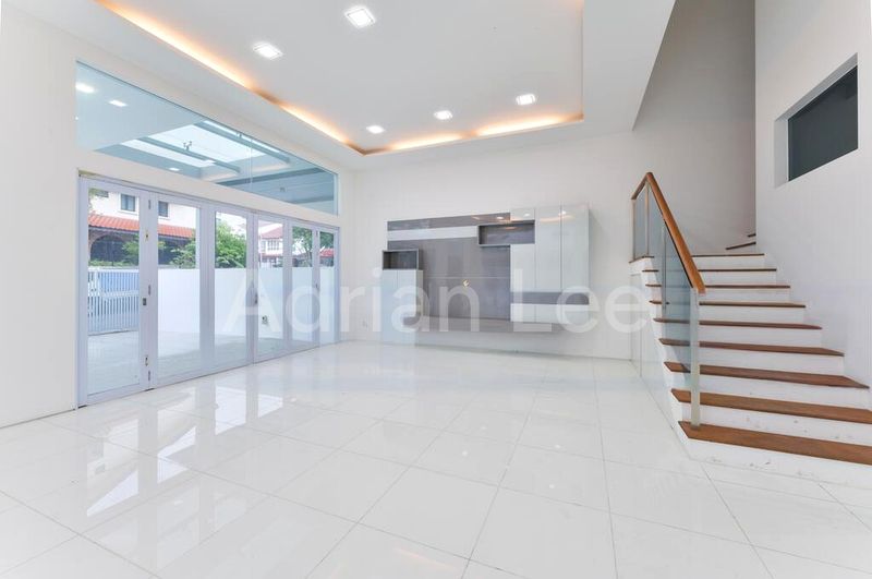7 Bed Semi-Detached House (Landed) for Sale in  Eng Kong Park - Image 16