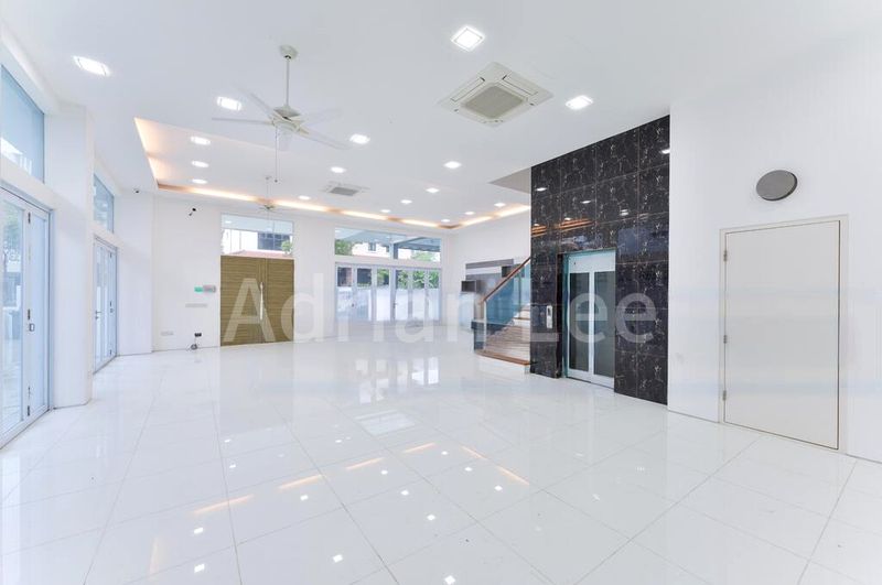 7 Bed Semi-Detached House (Landed) for Sale in  Eng Kong Park - Image 14