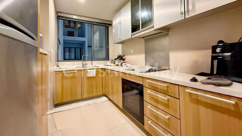 2 Bed Apartment (Condo) for Sale in  The Pier At Robertson - Image 5