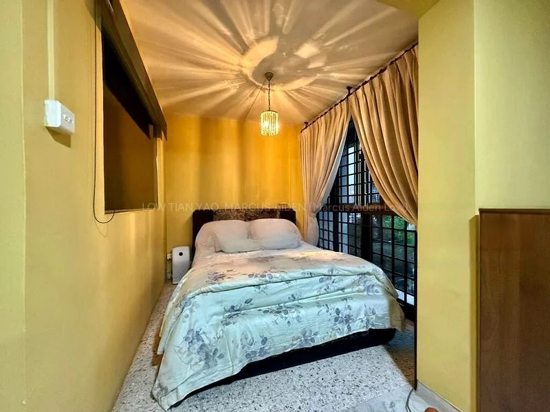 5 Room (5STD) HDB for Sale in  216 Lorong 8 Toa Payoh - Image 5