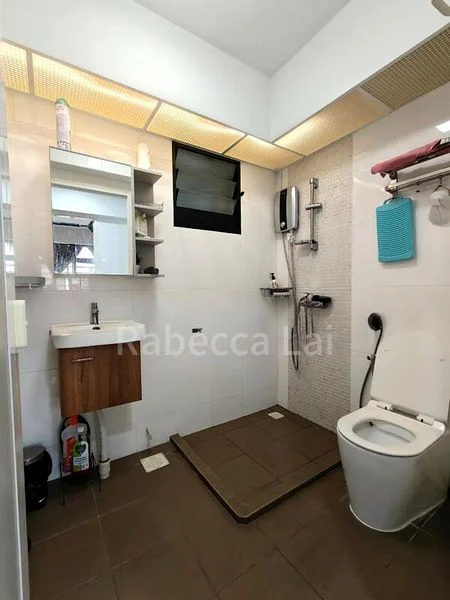 4 Room (4A) HDB for Sale in  997A Buangkok Crescent - Image 10