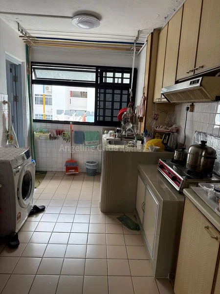 Common Room (HDB) for Rent in  238 Serangoon Avenue 2 - Image 3
