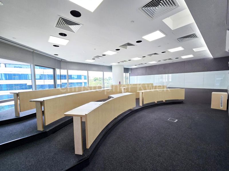 Office for Rent: Alexandra Point - Image 7