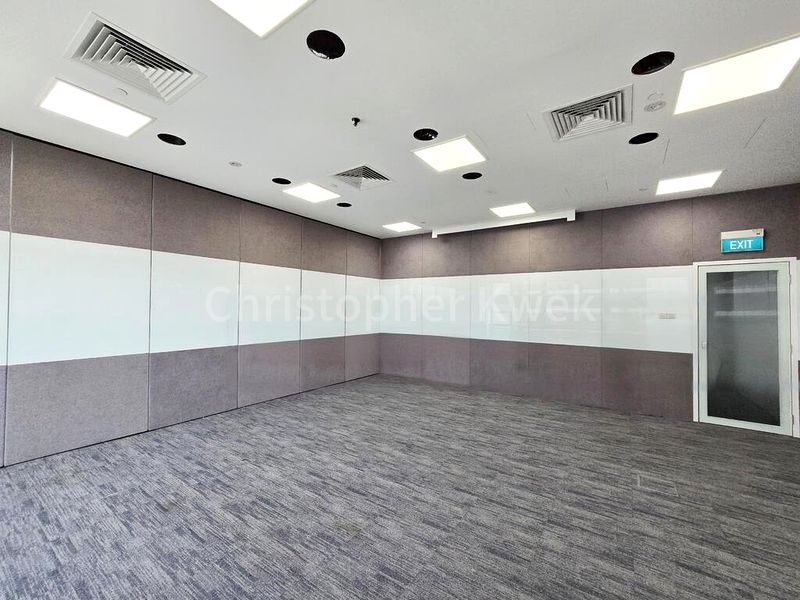 Office for Rent: Alexandra Point - Image 11