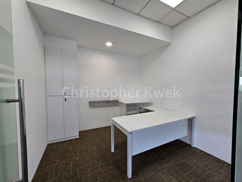 Office for Rent: Alexandra Point - Image 6
